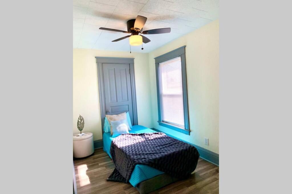 فيلا 5Br Niagara Getaway Prime Location-Sleeps 10 نياغارا فالس، نيويورك المظهر الخارجي الصورة