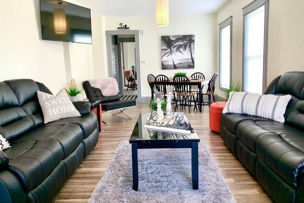 فيلا 5Br Niagara Getaway Prime Location-Sleeps 10 نياغارا فالس، نيويورك المظهر الخارجي الصورة