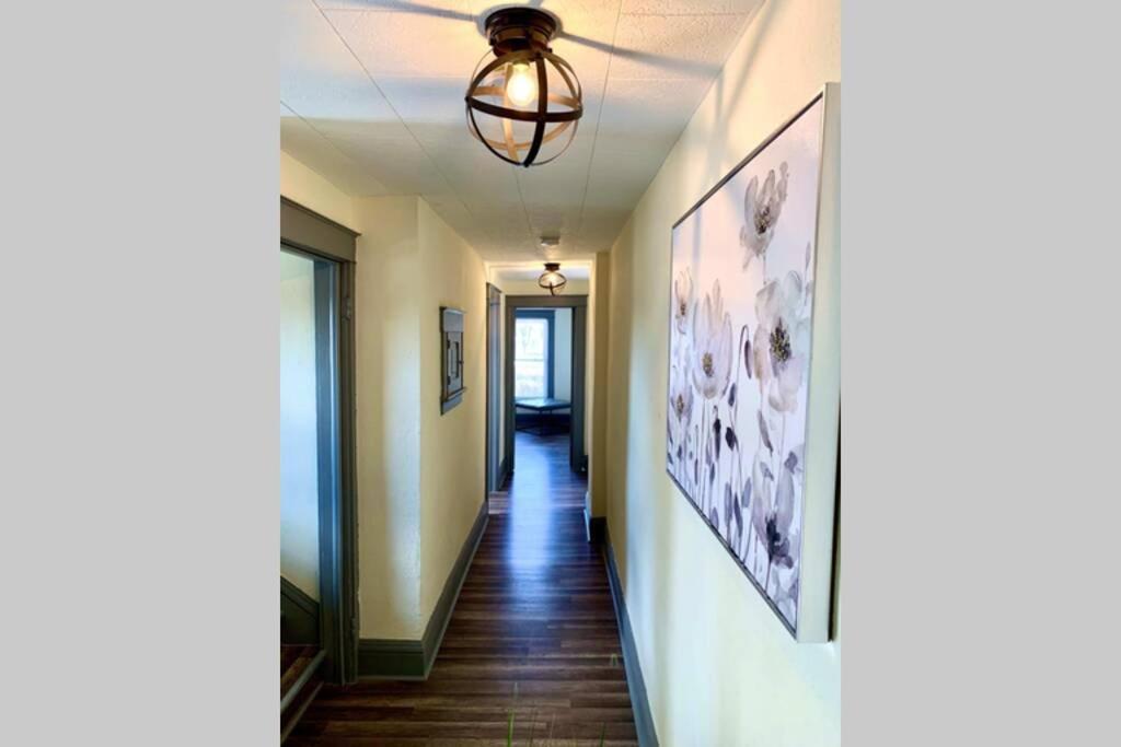 فيلا 5Br Niagara Getaway Prime Location-Sleeps 10 نياغارا فالس، نيويورك المظهر الخارجي الصورة