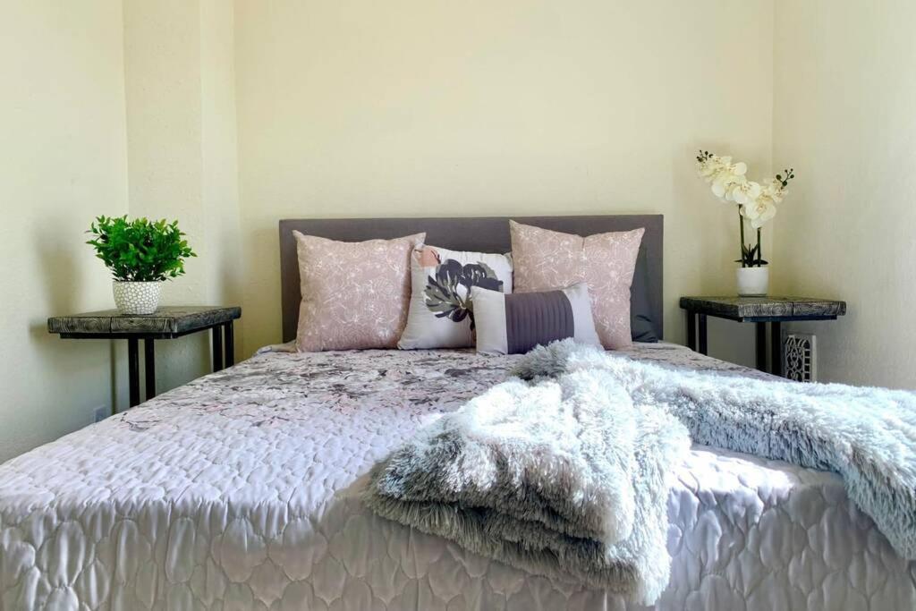 فيلا 5Br Niagara Getaway Prime Location-Sleeps 10 نياغارا فالس، نيويورك المظهر الخارجي الصورة